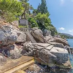 Vila Jana